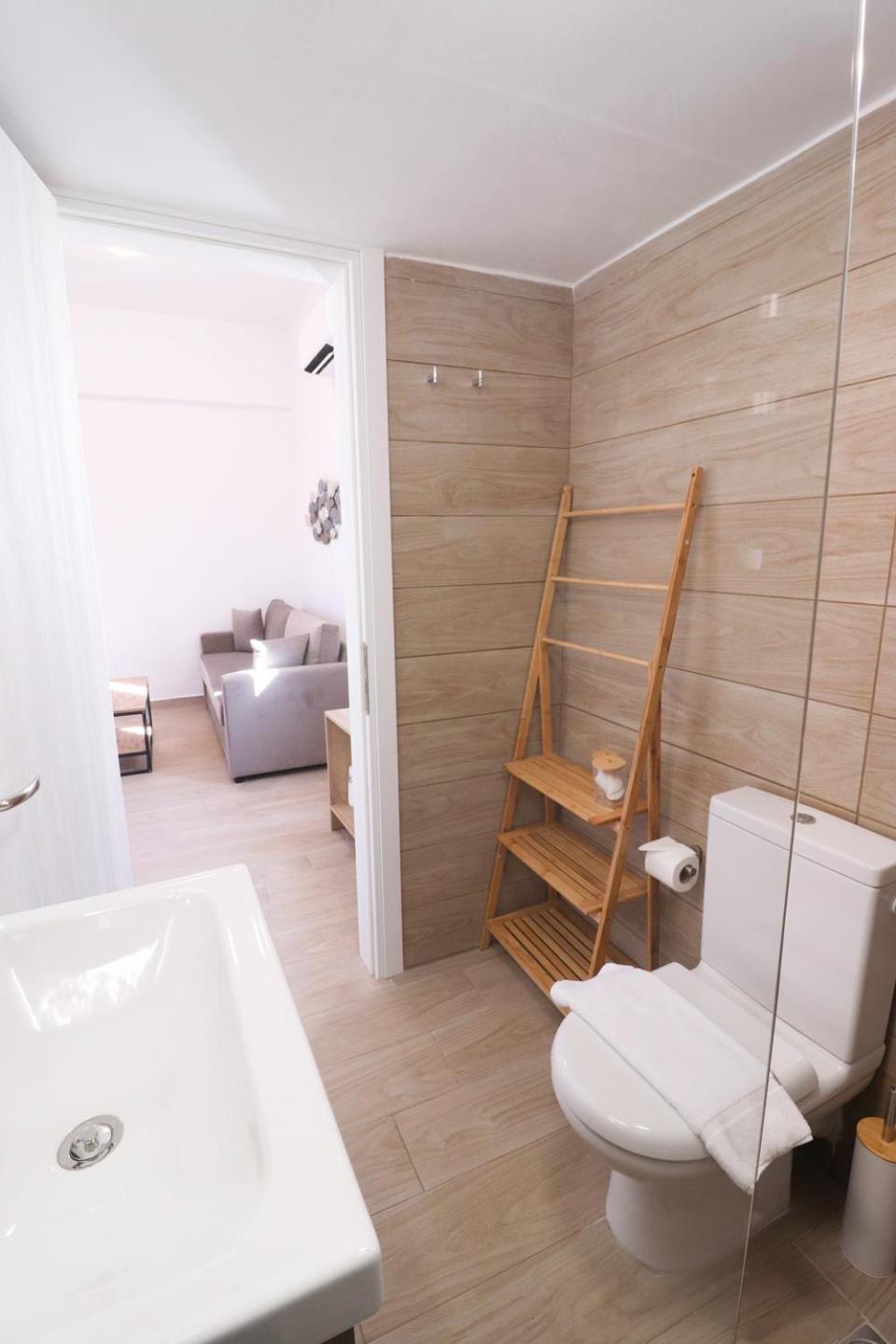 Emilia Suites 에르무폴리 외부 사진