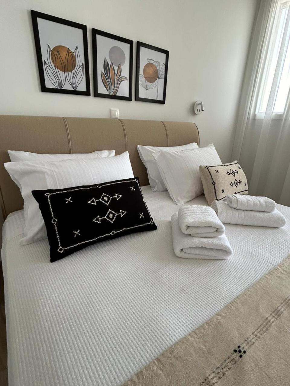 Emilia Suites 에르무폴리 외부 사진