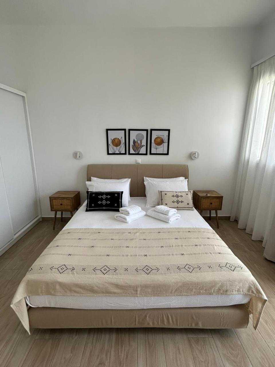 Emilia Suites 에르무폴리 외부 사진